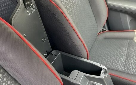 Toyota Raize I, 2021 год, 1 656 000 рублей, 28 фотография