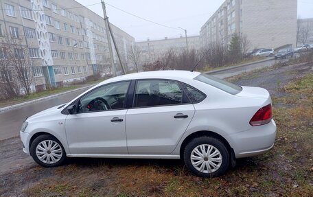 Volkswagen Polo VI (EU Market), 2013 год, 500 000 рублей, 2 фотография