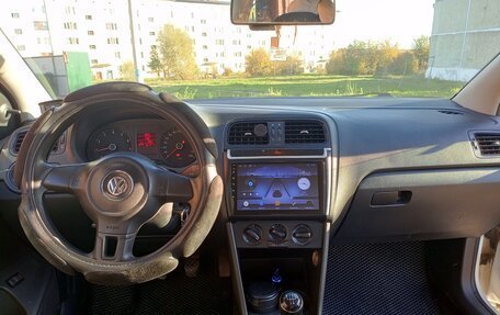 Volkswagen Polo VI (EU Market), 2013 год, 500 000 рублей, 12 фотография