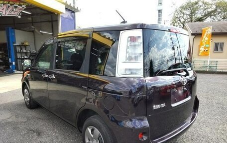 Toyota Sienta I, 2013 год, 821 000 рублей, 4 фотография