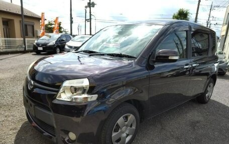 Toyota Sienta I, 2013 год, 821 000 рублей, 2 фотография