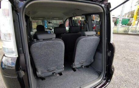 Toyota Sienta I, 2013 год, 821 000 рублей, 23 фотография