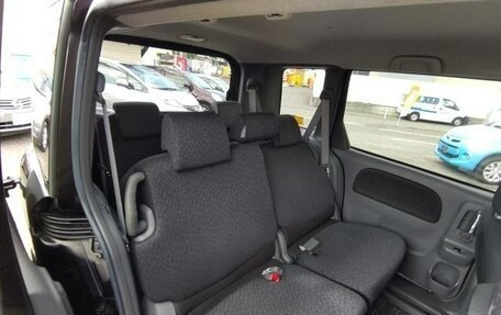 Toyota Sienta I, 2013 год, 821 000 рублей, 20 фотография