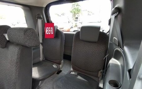 Toyota Sienta I, 2013 год, 821 000 рублей, 18 фотография