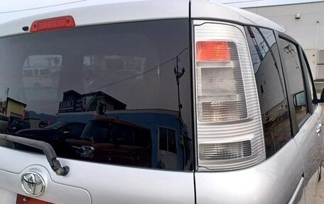Toyota Sienta I, 2014 год, 882 000 рублей, 22 фотография