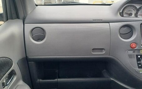 Toyota Sienta I, 2014 год, 882 000 рублей, 23 фотография