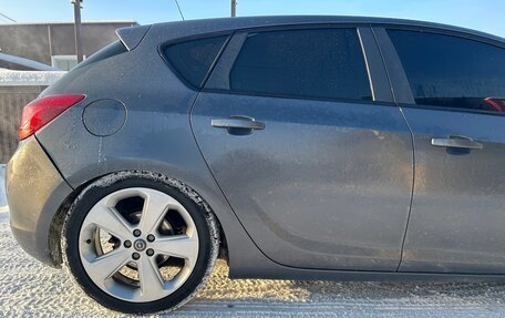 Opel Astra J, 2012 год, 650 000 рублей, 5 фотография