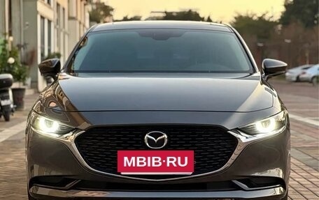 Mazda 3, 2022 год, 1 850 000 рублей, 5 фотография