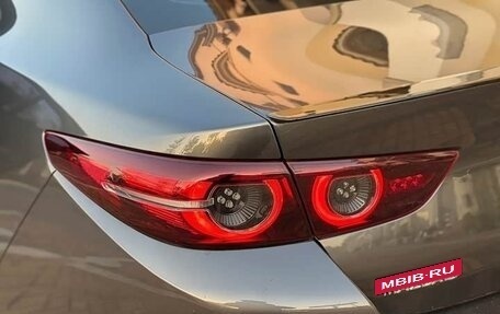 Mazda 3, 2022 год, 1 850 000 рублей, 16 фотография