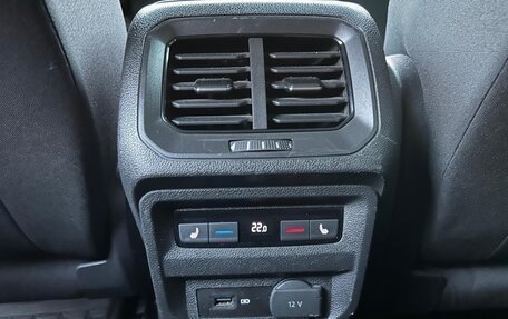 Volkswagen Tiguan II, 2018 год, 1 990 000 рублей, 11 фотография