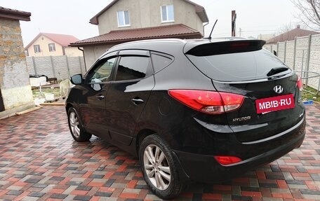 Hyundai ix35 I рестайлинг, 2011 год, 1 200 000 рублей, 10 фотография