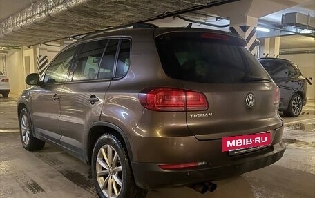Volkswagen Tiguan I, 2015 год, 1 580 000 рублей, 4 фотография