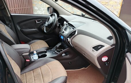 Hyundai ix35 I рестайлинг, 2011 год, 1 200 000 рублей, 16 фотография