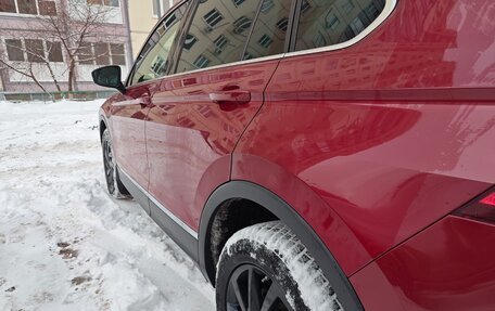 Volkswagen Tiguan II, 2018 год, 1 890 000 рублей, 11 фотография