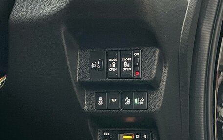 Honda Freed II, 2017 год, 1 650 000 рублей, 8 фотография