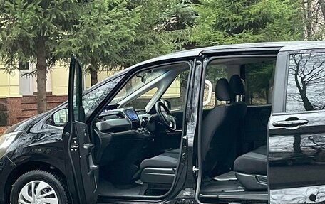 Honda Freed II, 2017 год, 1 650 000 рублей, 14 фотография