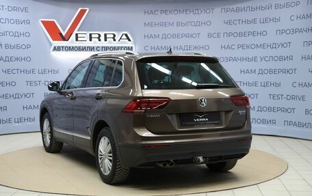 Volkswagen Tiguan II, 2017 год, 2 690 000 рублей, 6 фотография