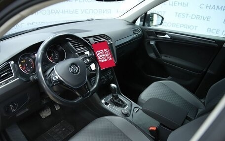 Volkswagen Tiguan II, 2017 год, 2 690 000 рублей, 9 фотография