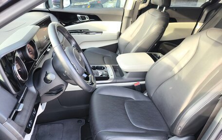 KIA Carnival, 2023 год, 4 750 000 рублей, 15 фотография