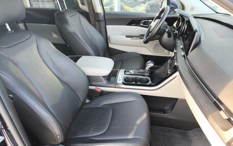 KIA Carnival, 2023 год, 4 750 000 рублей, 17 фотография