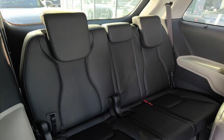 KIA Carnival, 2023 год, 4 750 000 рублей, 21 фотография