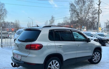 Volkswagen Tiguan I, 2015 год, 1 480 000 рублей, 4 фотография