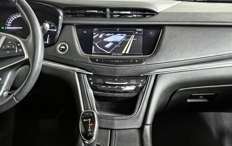 Cadillac XT5 I рестайлинг, 2016 год, 2 450 000 рублей, 15 фотография