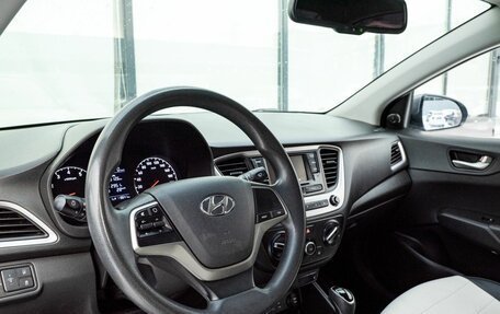 Hyundai Solaris II рестайлинг, 2018 год, 1 179 000 рублей, 10 фотография