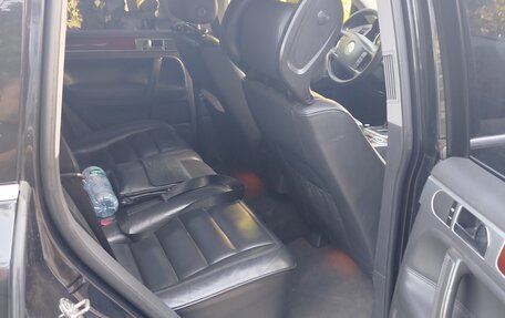 Volkswagen Touareg III, 2006 год, 900 000 рублей, 5 фотография