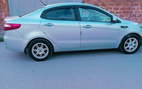 KIA Rio III рестайлинг, 2012 год, 800 000 рублей, 2 фотография