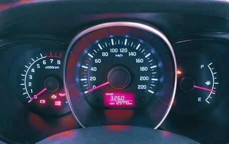 KIA Rio III рестайлинг, 2012 год, 800 000 рублей, 12 фотография