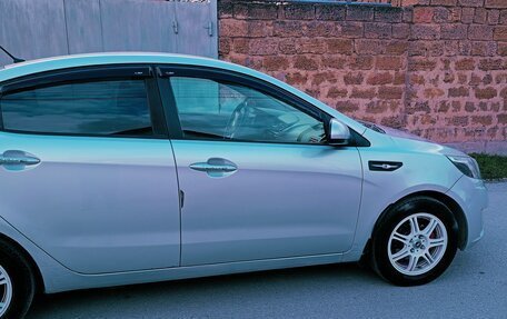 KIA Rio III рестайлинг, 2012 год, 800 000 рублей, 5 фотография