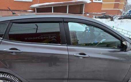 Hyundai Solaris II рестайлинг, 2012 год, 750 000 рублей, 4 фотография