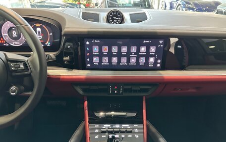 Porsche Cayenne III, 2023 год, 16 250 000 рублей, 14 фотография