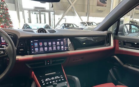 Porsche Cayenne III, 2023 год, 16 250 000 рублей, 17 фотография