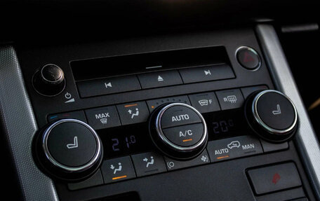 Land Rover Range Rover Evoque I, 2015 год, 2 500 000 рублей, 19 фотография