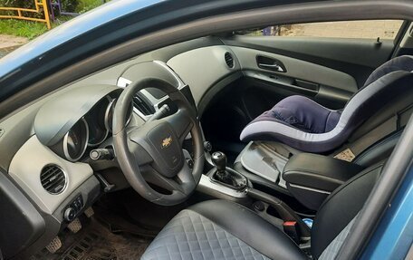 Chevrolet Cruze II, 2013 год, 910 000 рублей, 9 фотография