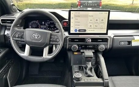Toyota 4Runner, 2026 год, 10 710 000 рублей, 14 фотография