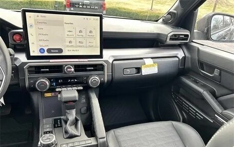 Toyota 4Runner, 2026 год, 10 710 000 рублей, 15 фотография