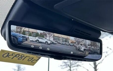 Toyota 4Runner, 2026 год, 10 710 000 рублей, 23 фотография