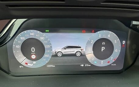 Land Rover Range Rover Evoque II, 2023 год, 4 980 000 рублей, 12 фотография