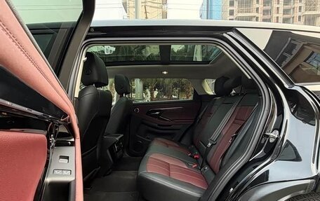 Land Rover Range Rover Evoque II, 2023 год, 4 980 000 рублей, 13 фотография