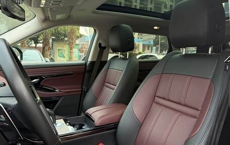 Land Rover Range Rover Evoque II, 2023 год, 4 980 000 рублей, 9 фотография