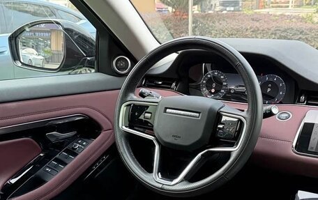 Land Rover Range Rover Evoque II, 2023 год, 4 980 000 рублей, 17 фотография