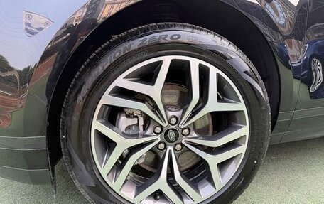 Land Rover Range Rover Evoque II, 2023 год, 4 980 000 рублей, 27 фотография