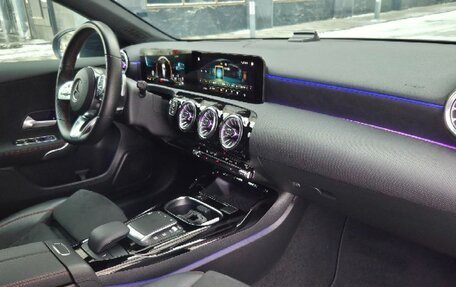 Mercedes-Benz A-Класс AMG, 2021 год, 5 900 000 рублей, 14 фотография