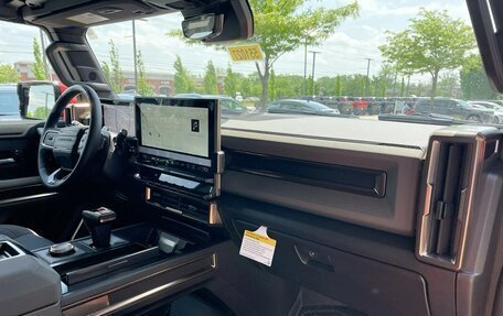 GMC Hummer EV, 2025 год, 22 795 200 рублей, 24 фотография