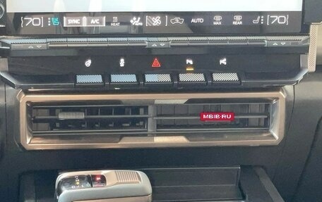 GMC Hummer EV, 2025 год, 22 795 200 рублей, 17 фотография