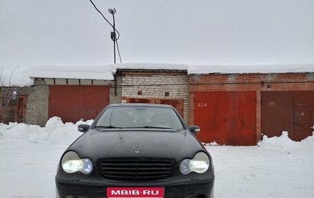 Mercedes-Benz C-Класс, 2001 год, 380 000 рублей, 1 фотография