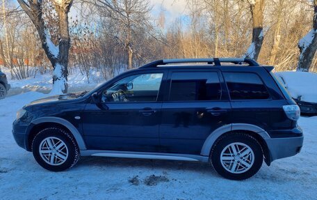 Mitsubishi Outlander III рестайлинг 3, 2005 год, 750 000 рублей, 2 фотография